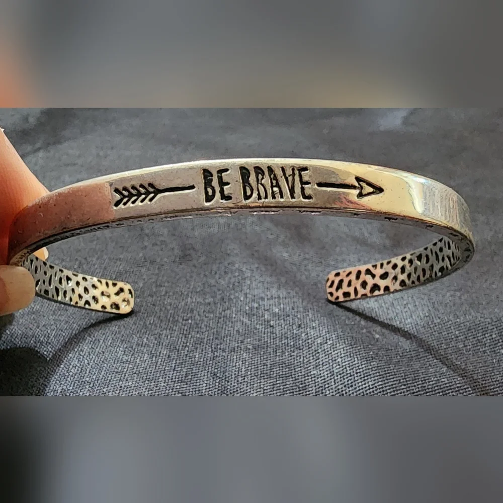 Be Brave Cuff Bracelet (UNISEX) - Picture 1 of 5
